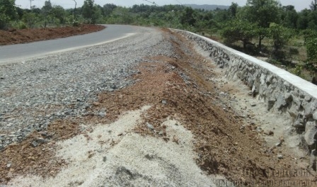 Inilah Proyek Peningkatan Jalan Sei Enam senilai Rp 1.9 M sumber dana dari PABD Kepri, (18/08). Foto: Hendra